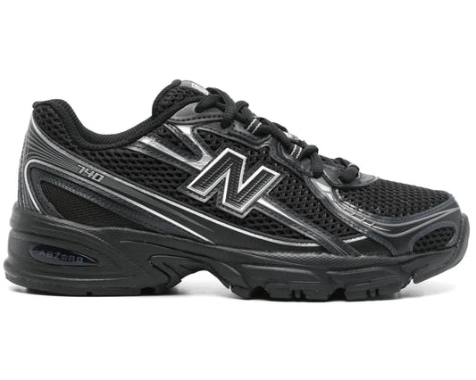 New Balance 740 black white