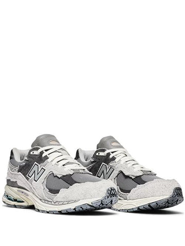 New Balance 2002r Protection Pack Rain