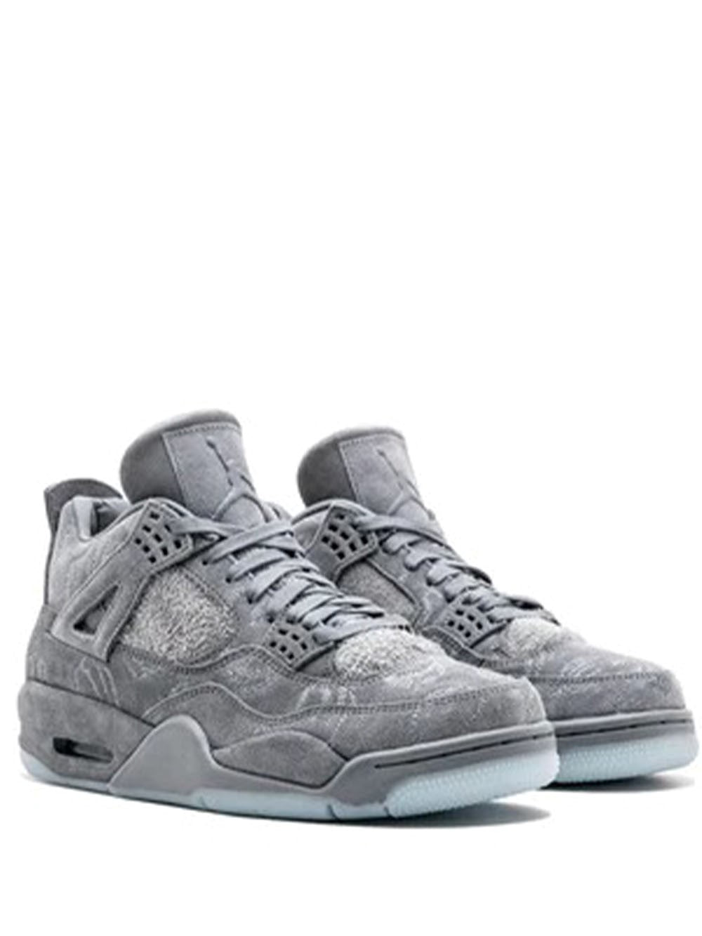 Jordan 4 Kaws